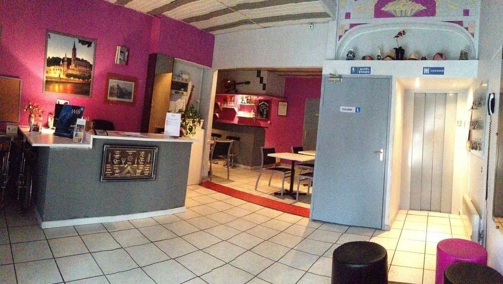 Hotel De Geneve Lourdes Luaran gambar