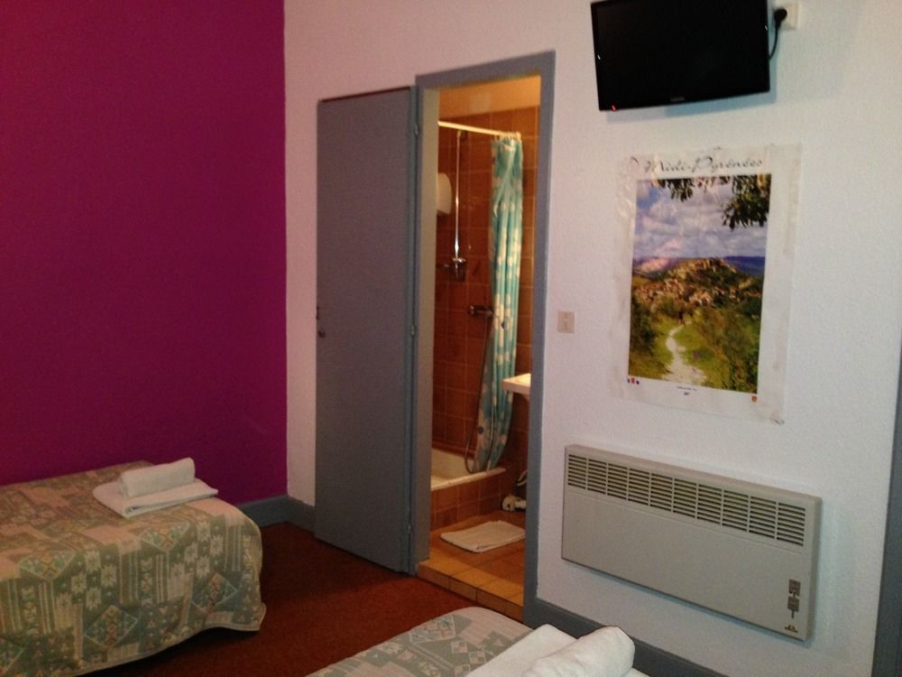 Hotel De Geneve Lourdes Luaran gambar