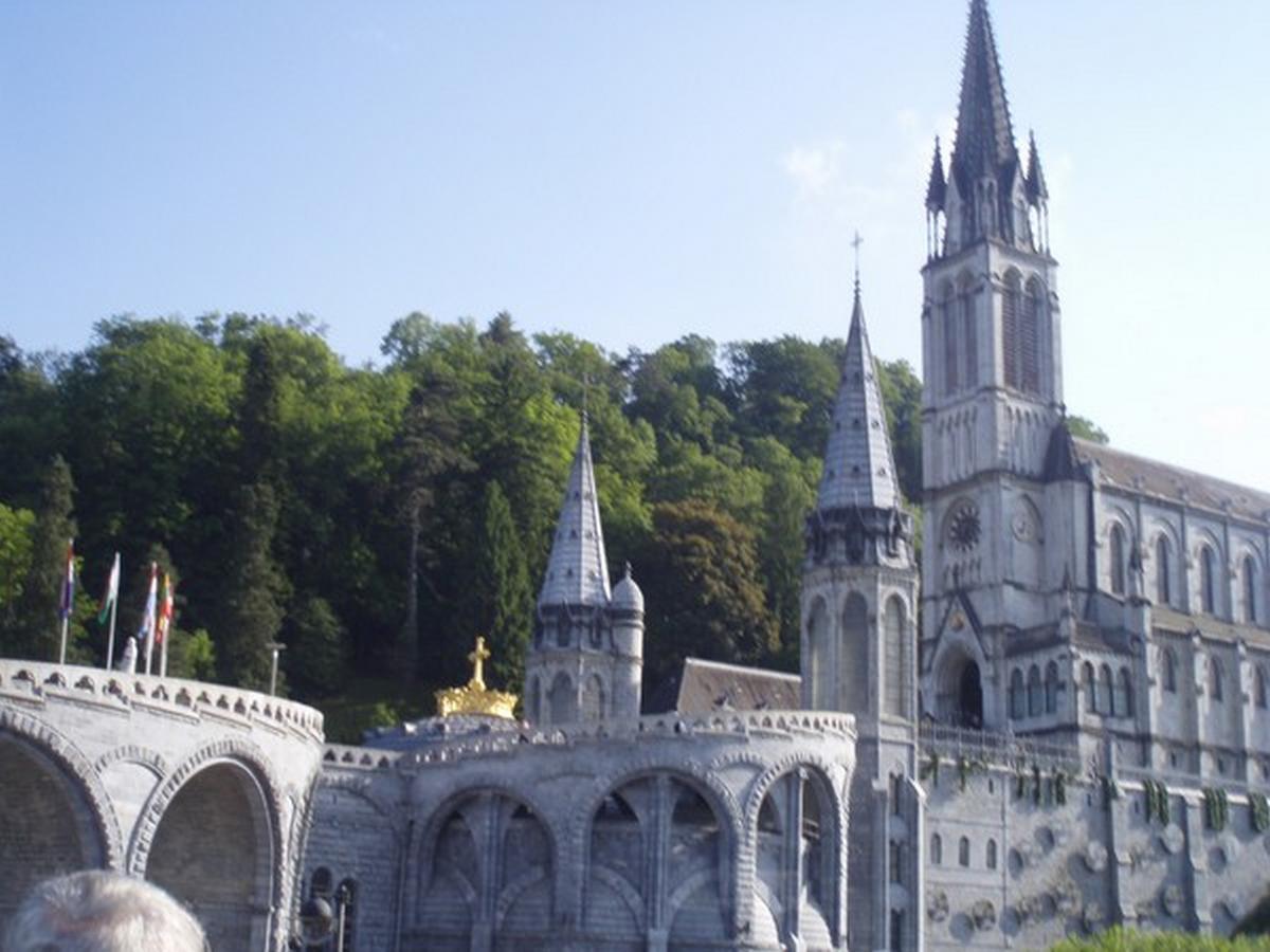 Hotel De Geneve Lourdes Luaran gambar